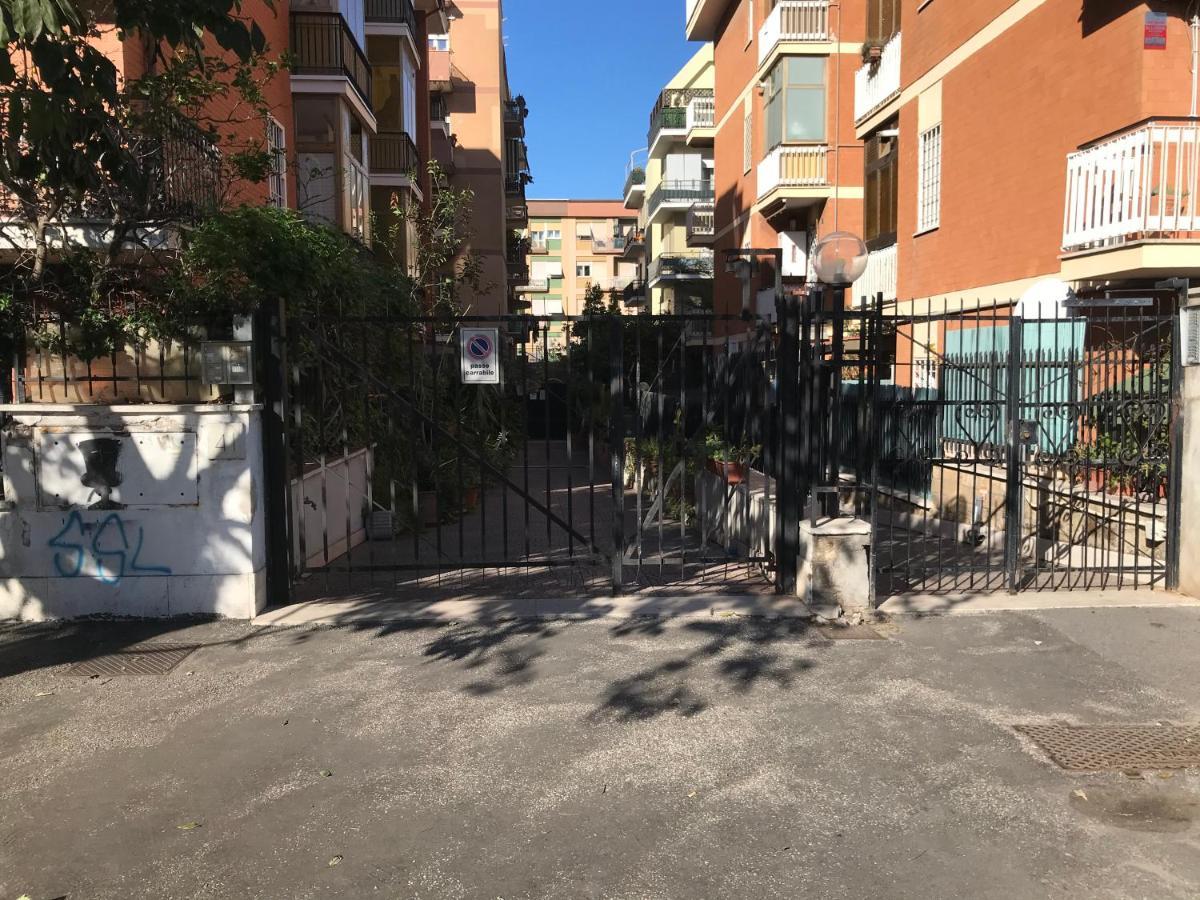 Ferienwohnung Attico Via Capo Soprano Lido di Ostia Exterior foto